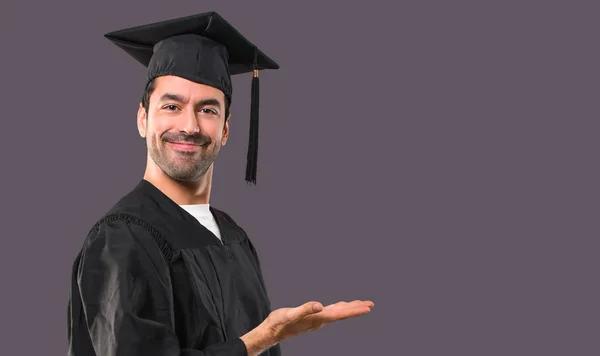 Addressing the Surge of Fake Degrees: Effective Solutions for Academic Institutions